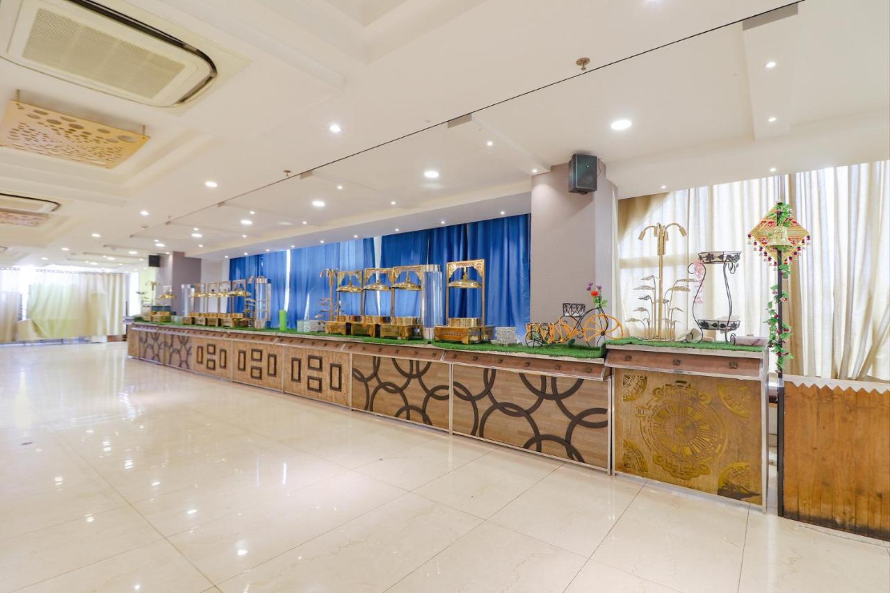 Fabhotel Aamantran & Banquet Halls - Nr Rtc X Roads Metro Station Хидерабад Екстериор снимка