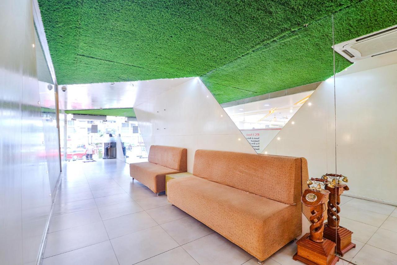 Fabhotel Aamantran & Banquet Halls - Nr Rtc X Roads Metro Station Хидерабад Екстериор снимка